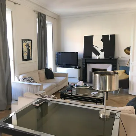 Cathedrale Tropezienne Bed & Breakfast Tolosa
