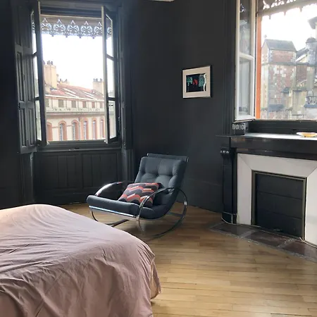 Cathedrale Tropezienne Bed & Breakfast *