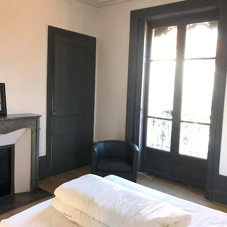 Cathedrale Tropezienne Bed & Breakfast *